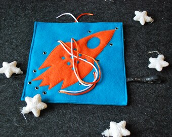 Lacing card / game / motor skills and coordination