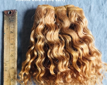 Natural Mohair Weft - Coarse Mohair Weft for Doll making - Waldorf doll hair -- Intense Golden Blond Curly