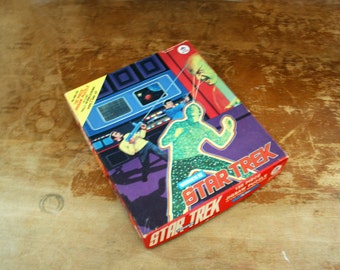 vintage 1976 Star Trek Paramount Pictures Series II Star Trek 'The Alien' 150 Pc Jigsaw Puzzle