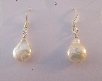 Freshwater Pearl Teardrop Earrings E921173