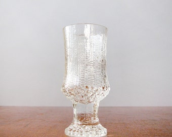 Vintage iittala Ultima Thule Wine Glass - Tapio Wirkkala