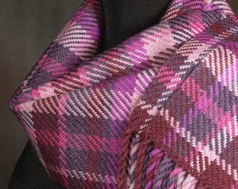 plaid scarf / pink scarf / handwoven scarf / merino wool scarf / woman's scarf / winter scarf
