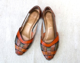 Vintage Leather Shoes / 1980s Flats / Woven Tri-Color Slip On / Womens Size 8