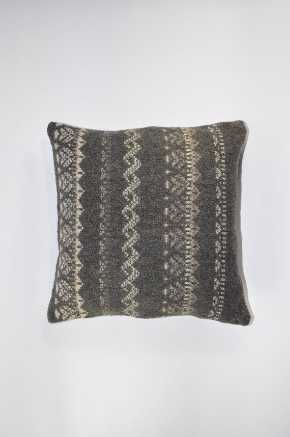 gray wool knit pillow cover / vintage triangle knit pillow