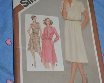 Simplicity 9865 Misses Pullover Dress Sewing Pattern - UNCUT - Size 12