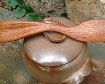 Left-Handed Spatula, Lefty Cocobola Spatula, Left Handed Spatula, Hand-Carved Leftie Spatula, Left-handed Spatula - Shipping Included