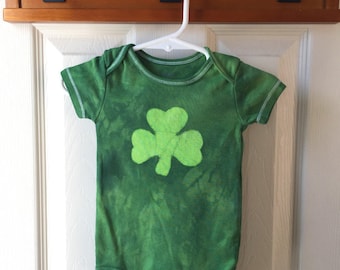St. Patrick's Day Baby Bodysuit, Green Shamrock Baby Bodysuit, Baby Shamrock Bodysuit, Irish Baby Gift (9 months)