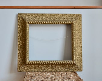 Antique Large Gold Gesso Frame || Large Gesso Gold Wood Frame || Antique Wood Wall Frame || Shabby Chic Farmhouse Decor