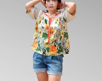 Florial blouse with gathered neckline blouses