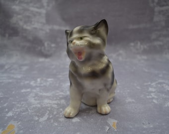 Coventry Cat Figurine (5026A)