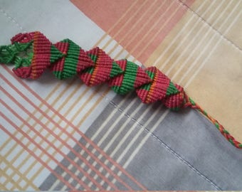 Beautiful macrame bracelet with waxed thread