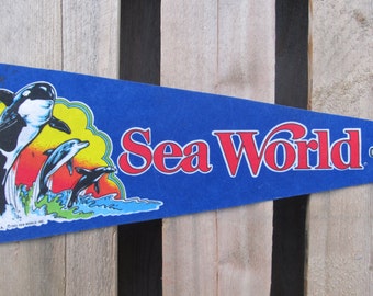 Sea World, Pennant, Souvenirs, Pennents, Pennants, Travel Collectibles, FREE shipping