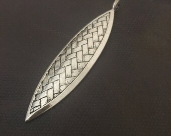 DIY Jewelry - Antique Silver Leaf Pendant - 1 Piece - Destashing - Jewelry Findings and Supplies - Necklace Components