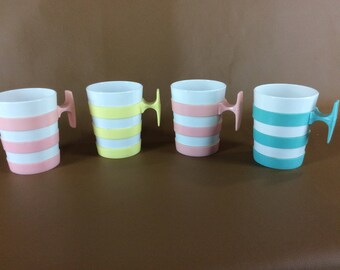 Set of 4 vintage pastel striped plastic mugs by DEKA