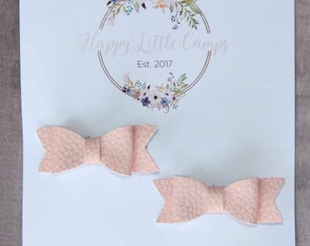 The Piggy Bows// Pink // Bows for pigtails // Hair bows // Pigtails // Hair accessories