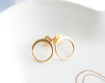 Round earrings Circle stud earrings Hoop earrings open circle stud earrings Gold open circle earrings minimalist earrings
