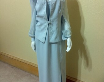 J R Nites Petites by Caliendo Evening Gown w Matching Beaded Sequin Jacket 10PSize designer evening gown shappire blue evening gown crepe