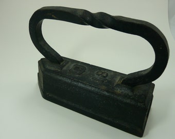 Vintage Cast Iron Doorstop or Clothes Press #18 Tailor Flat Iron