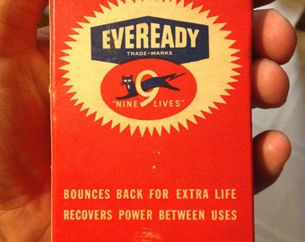 Eveready Battery Photographic Flash Battery Nine Lives 240 volt battery no. 491 repeating flash battery pack