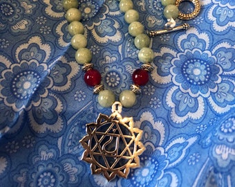 Heart Chakra & Green Agate Nacklace