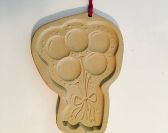 The Pampered Chef 'Celebration Baloons' Cookie Mold - Made in USA, 1991