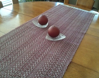 Handwoven TABLE RUNNER, table decor, kitchen linens, reversible, burgundy red,