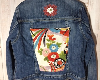 Kids up cycled clothing ,recycling clothing Jeans jacket fille , tissu japonais , gap vintage , refashion , up cycling , Lilisoleil
