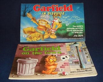 Garfield Comic Strip Books x2 In Disguise and On the Town 1980s Jim Davis Paperbacks