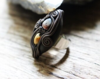 Clay & Gemstone Ring - Agate Gemstone - Fully Adjustable . Handmade Clay Jewelry . Goddess . Crystal and Gemstone Jewelry