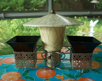 Vintage Mid-Century 1950's Table Lamp