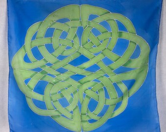 Green and Blue Knotwork Tarot or Altar cloth