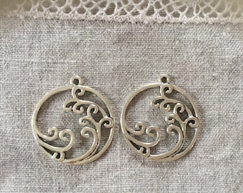 2Pcs. Antique Silver Filigree Charm Pendant/Connector