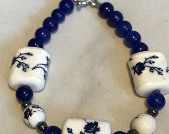 7" bracelet with a touch of the orient