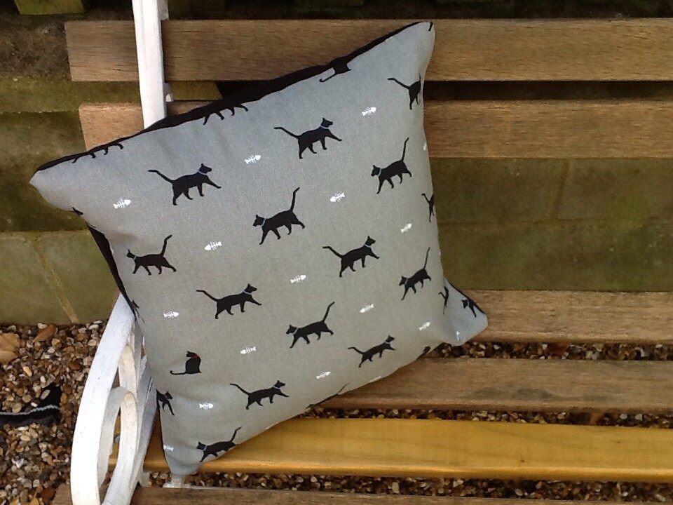 Sophie Allport Cushion with inner pad