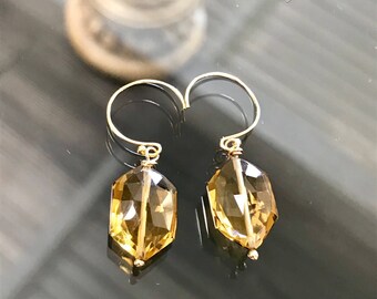Whiskey Topaz Earrings, Whiskey Topaz Dangle Earrings on 14k Gold, Whiskey Topaz Jewelry, Light Brown Topaz Earrings.