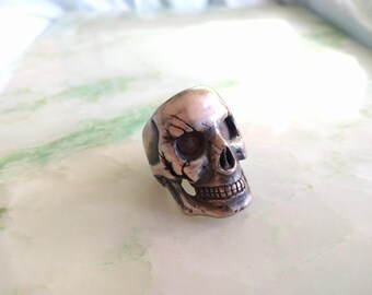 Gnarled Silver Skull