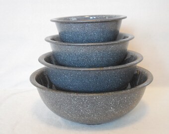 Pyrex Granite Finish, Speckled Nested Bowls, Complete Set