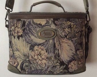 American Tourister Vintage Tapestry Green Floral Oval Train Case Make Up Luggage Carry On Overnight Bag