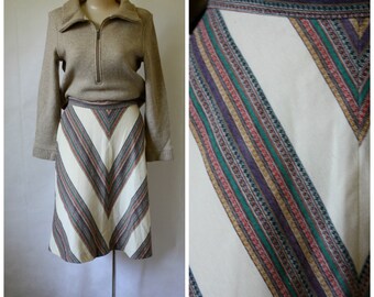 1970s Chevron Skirt / Vintage Day Skirt / Neutral Tones Skirt / Vintage 70s Secretaries Skirt / Vintage 1970s Chevron Modest Day Skirt S/M