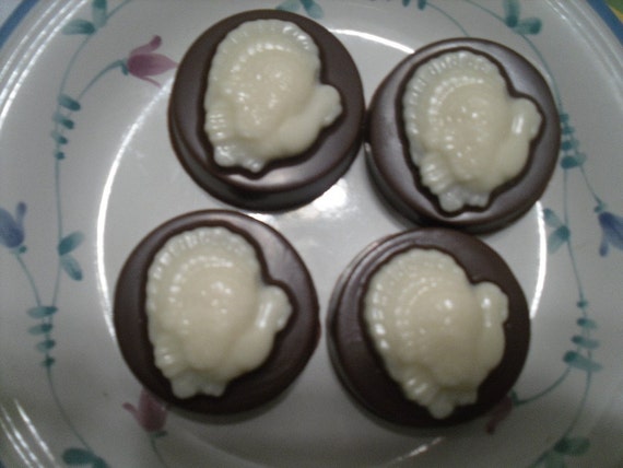 Chocolate Covered Oreos Turkey Design