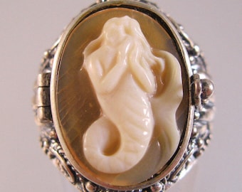 Mermaid Cameo Poison Locket Ring Sterling Silver Signed Size 7.5 Vintage Style