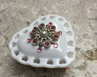 Valentine's heart pill trincket box