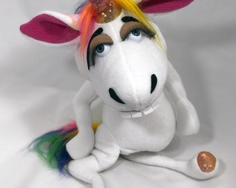 UNICORN Sparkles The Unicorn puppet youtube movie.