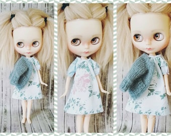 Romantic summer dress with knitted vest