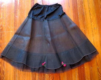 Adorable 50s NOS Black Net/Mesh Crinoline