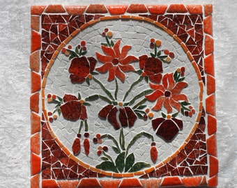 Mosaic, 20cm x20cm trivet. Bouquet of orange and Red speckled in relief.