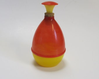 Vintage Clospray Clothes Sprinkler, Laundry Sprinkler, Cork Top, Red & Yellow, Vintage Laundry