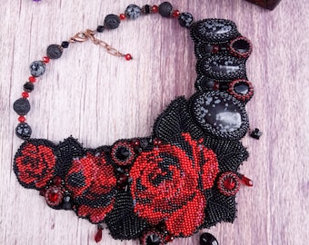 Beaded Necklace, Silk Shibori Jewelry, Beadwork Necklace, Shibori Necklace, Black Shibori silk Necklace with Rose