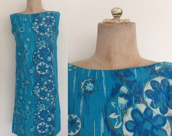 1970's Turquoise Hawaiian Floral Print Cotton Shift Dress Size XS by Maeberry Vintage