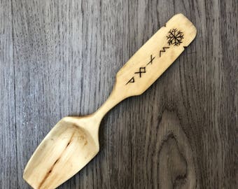 Kolrossed Eating "Shovel" with Snow in Runes - Aspen